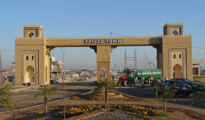WHY INVEST IN Faisal Town II