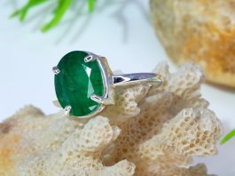 authentic natural emerald stone ring