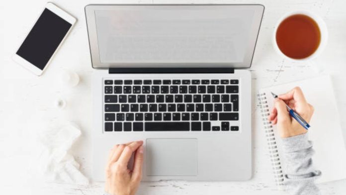 Best AI Writing Tools for Bloggers and Internet Marketers