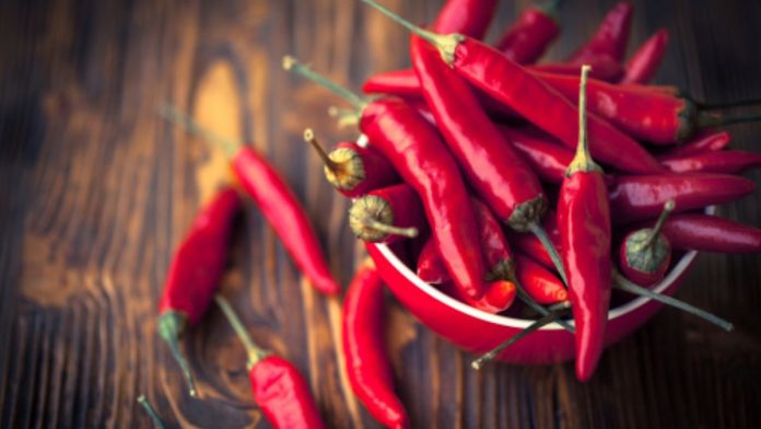 wellhealthorganic.com red-chili-you-should-know-about-red-chili-uses-benefits-side-effects