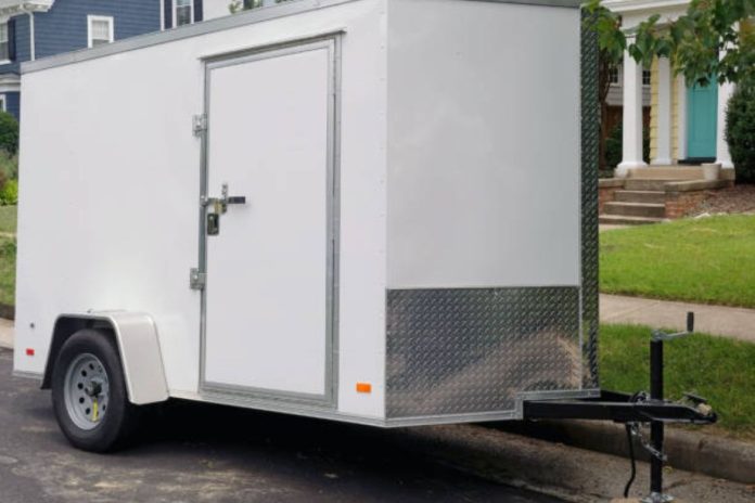 Why Enclosed Trailer Wraps Are Ideal for Local Marketing Campaigns